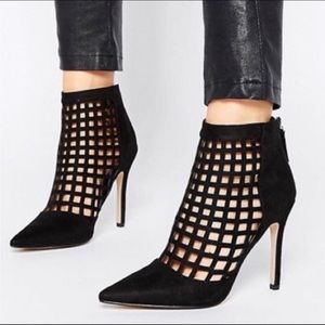 NEW without BOX Aldo Black Cage Booties